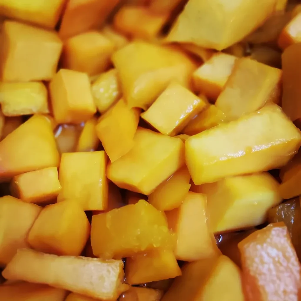 Fruta cortada para el desayuno